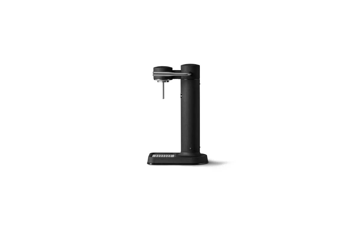Aarke Carbonator 3 Sparkling Water Maker & CO2 Cylinder | Matte Black