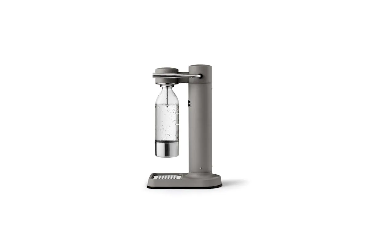 Aarke Carbonator 3 Sparkling Water Maker & CO2 Cylinder | Matte Grey