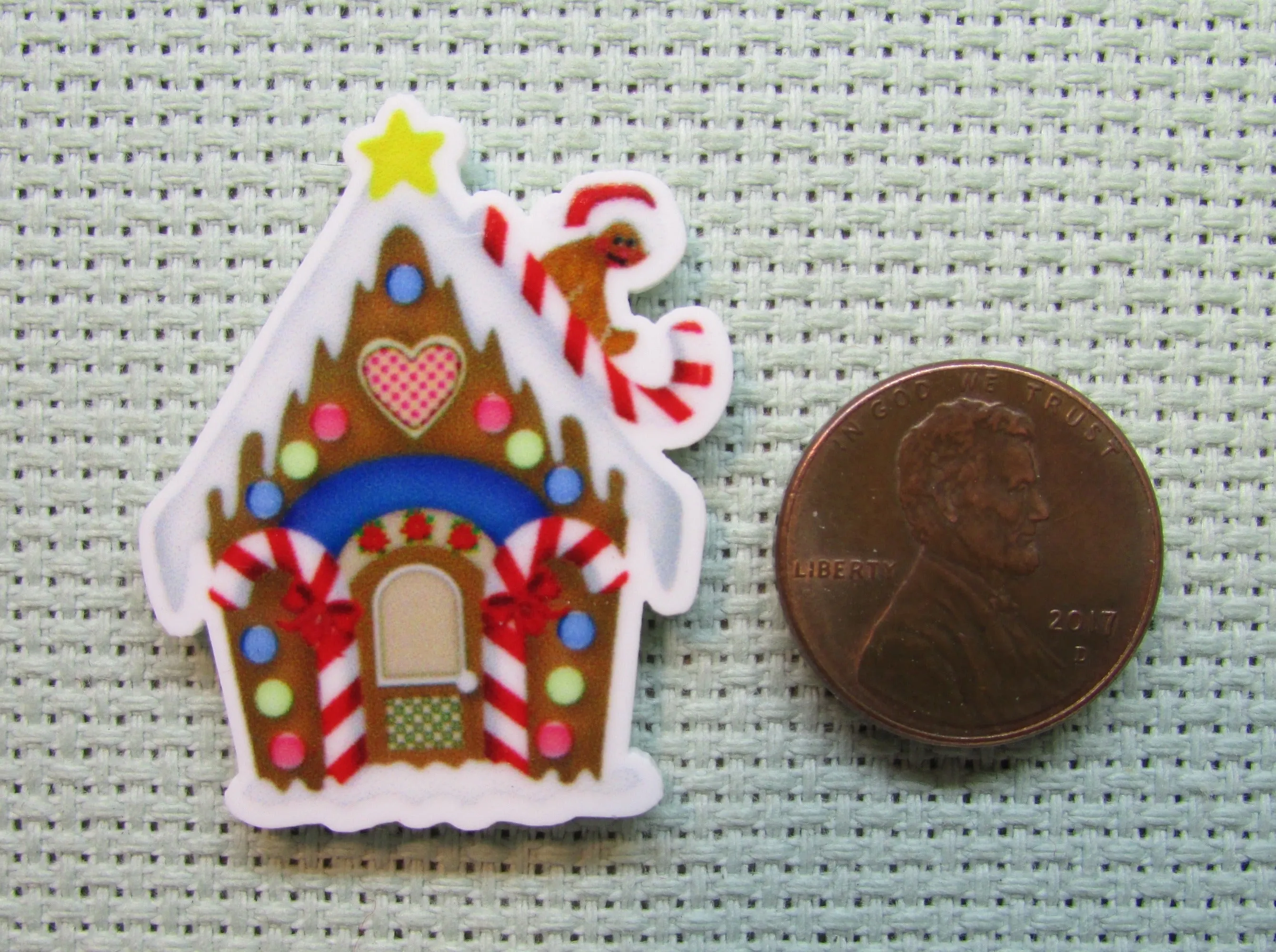 Christmas Gingerbread House Needle Minder, Cover Minder, Magnet
